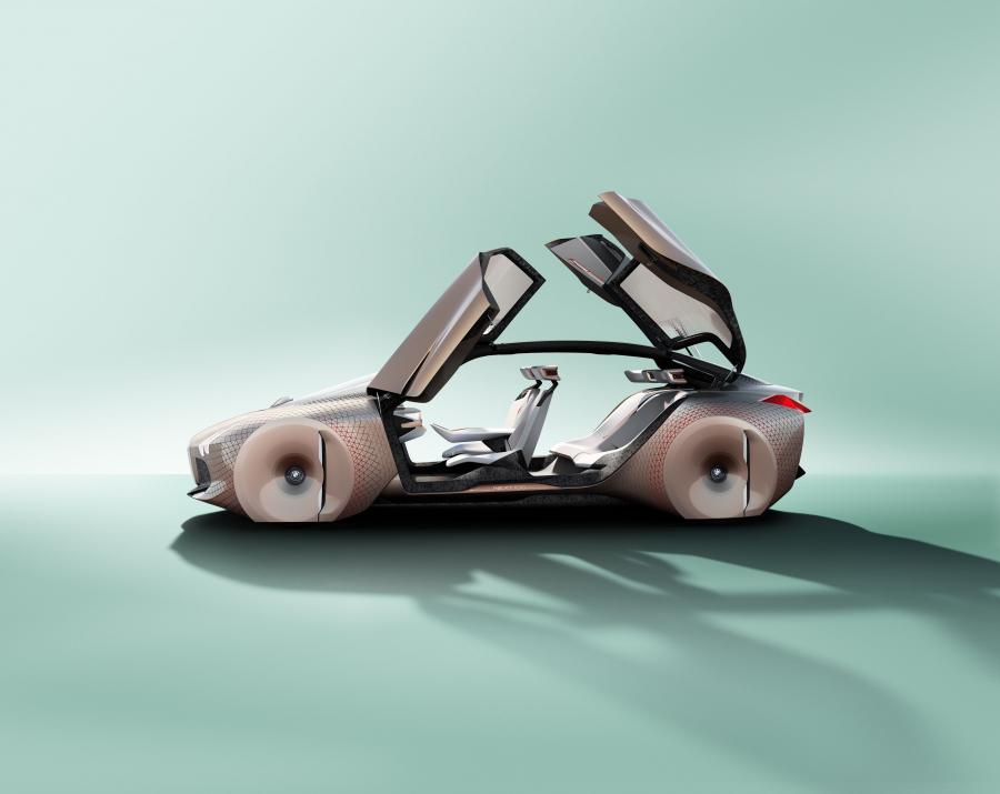  BMW Vision Next 100 2016 года  (фото 23 из 157)